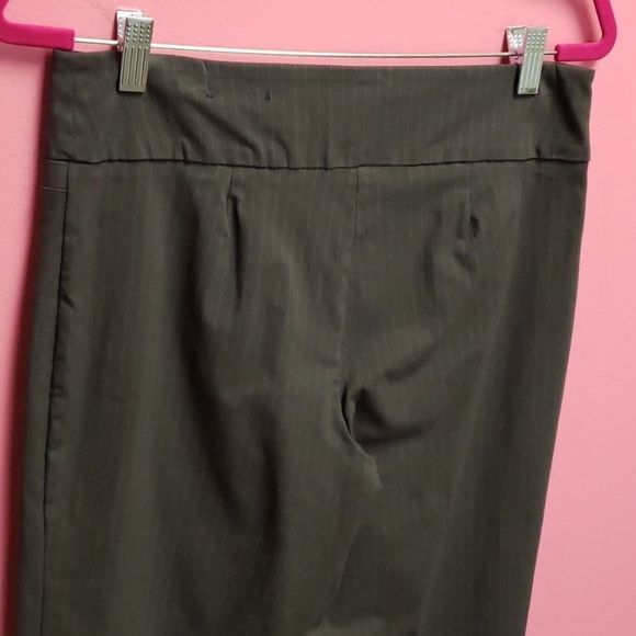 Reitmans 💕💕Grey Pull Up Pants - Picture 3 of 10